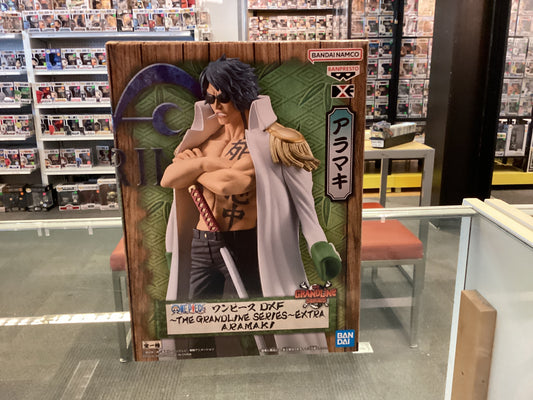 One piece boxed figure aramaki