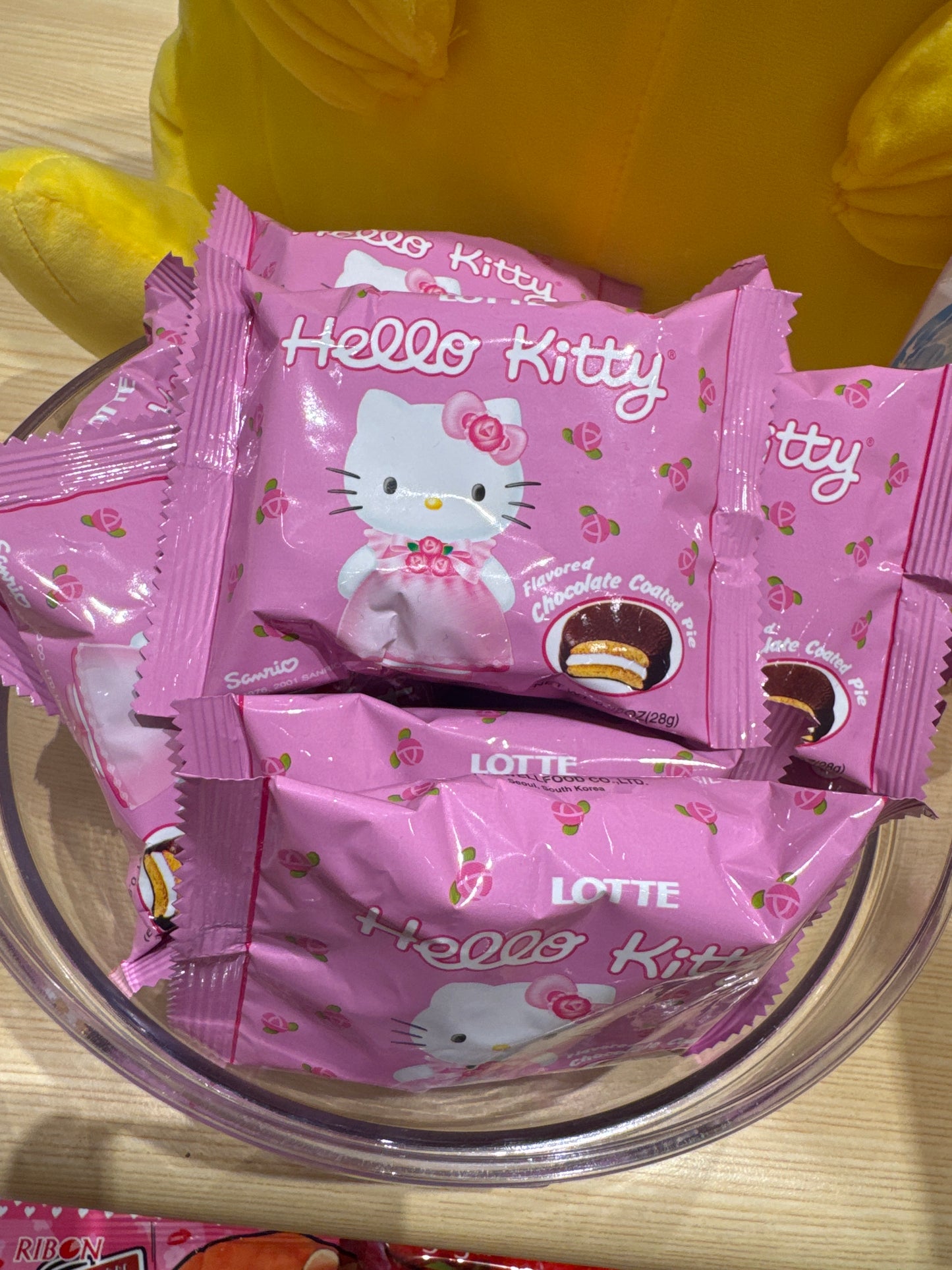 Hello Kitty Lotte Chocolate Covered Pie