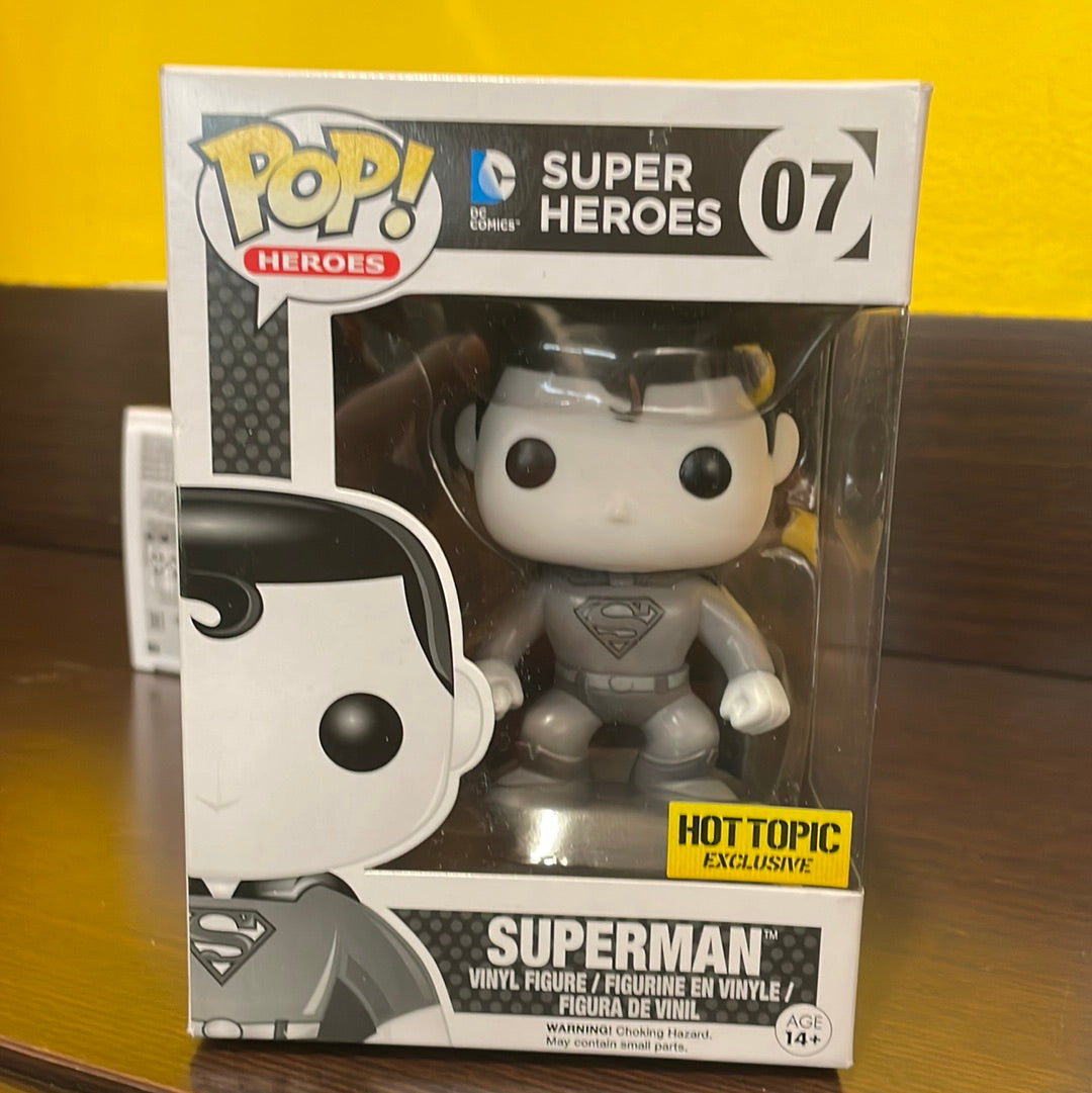 Funko Pop! Superman #07 Hot Topic Exclusive