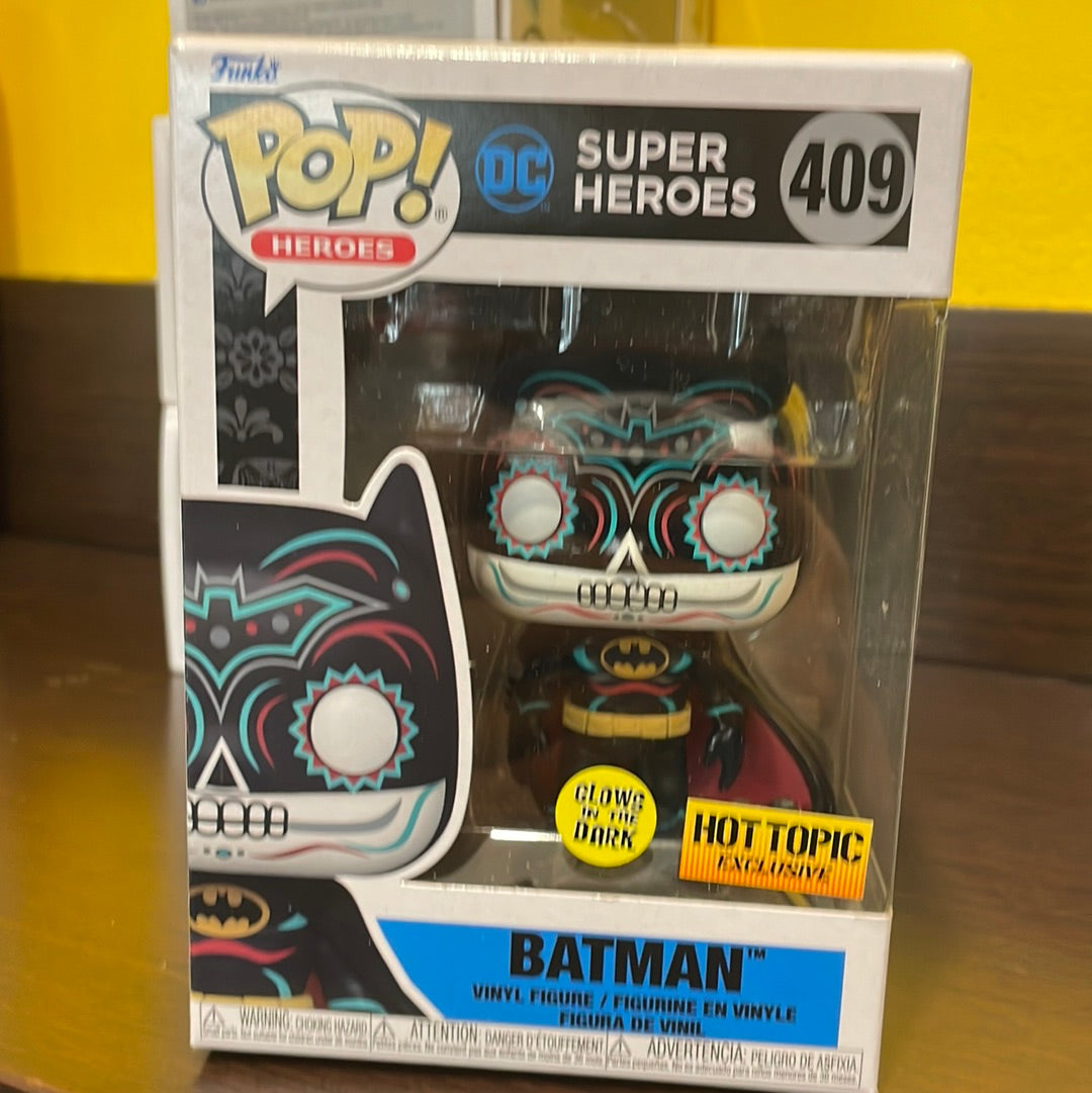 Funko Pop! Batman #409 Glows in the dark Hot Topic Exclusive